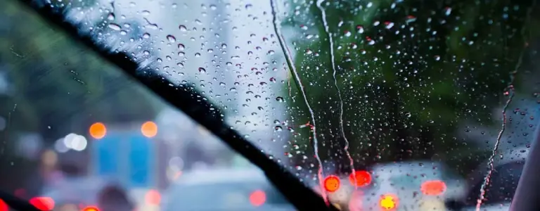 Qué es aquaplaning y cómo evitarlo