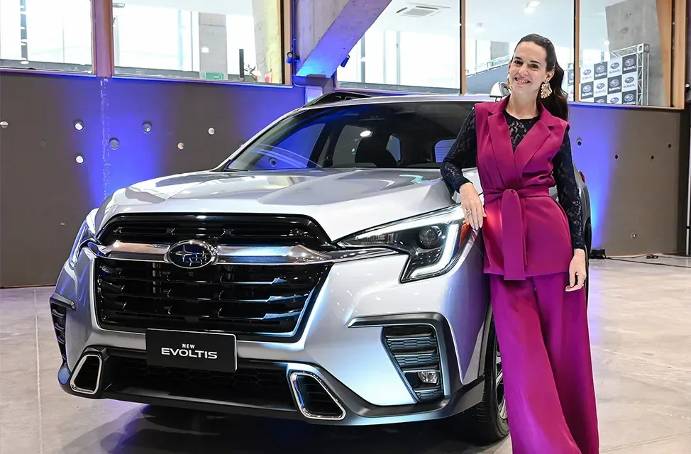 Clara Edwards - Subaru evoltis